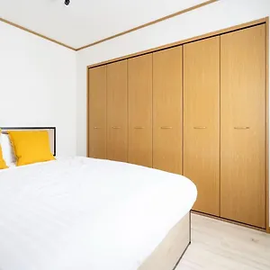 House Honkan アパート 大阪市